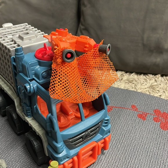 Jurassic World Fisher Price Imaginext truck and ATV set - Picture 8 of 8